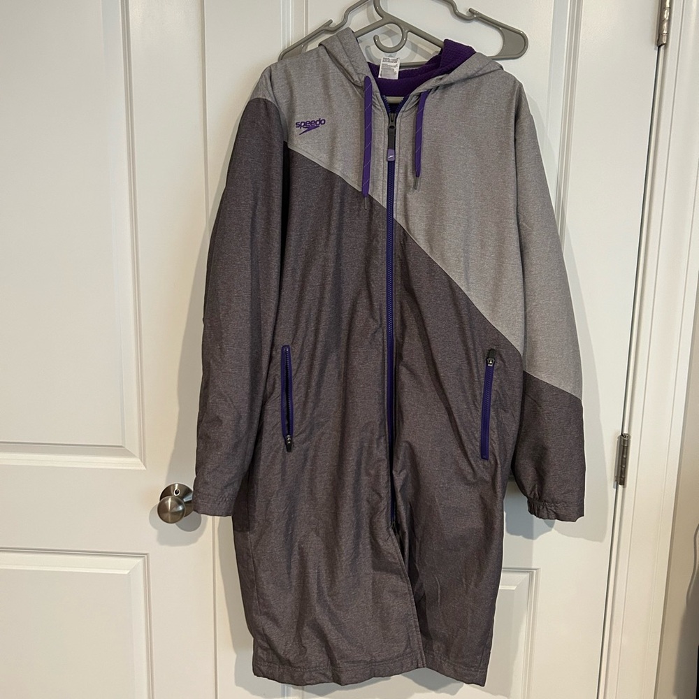 Speedo women’s swim jacket